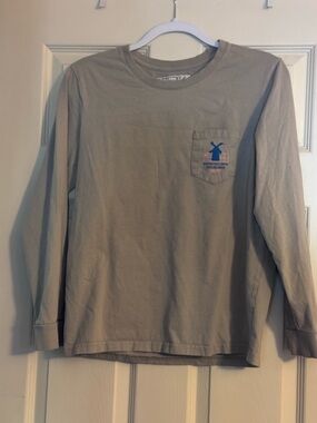 Dutch Bros Woman’s Long Sleeve Tee in Light Gray with Blue Logo